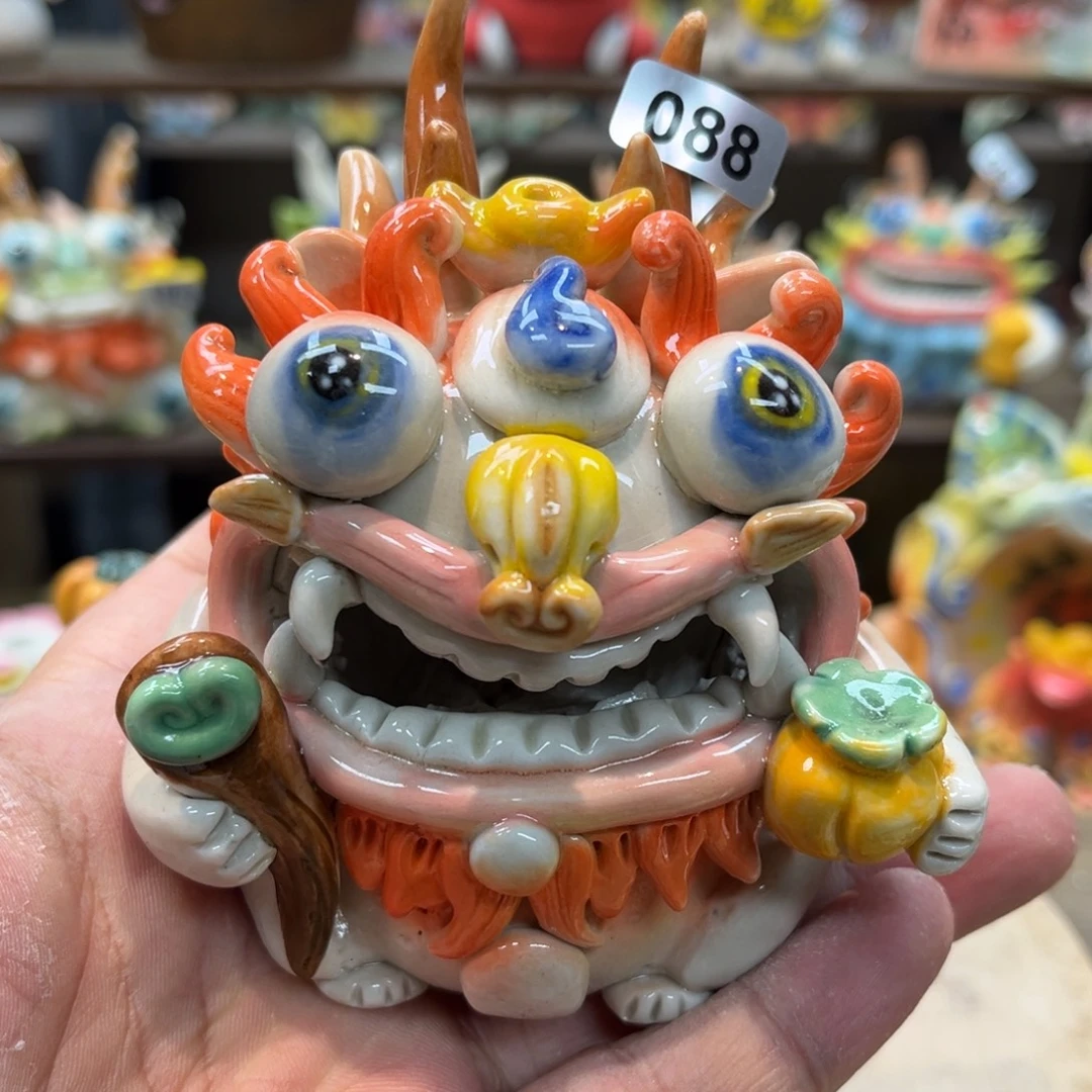 陶瓷纯手工抽象陶瓷摆件088
