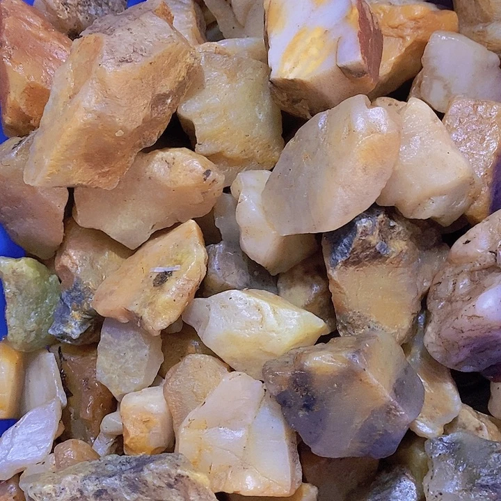 呵***哈寿山石印石天然原石