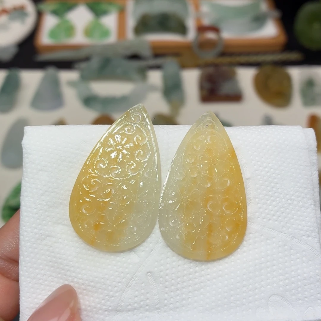 未镶嵌定制翡翠耳片