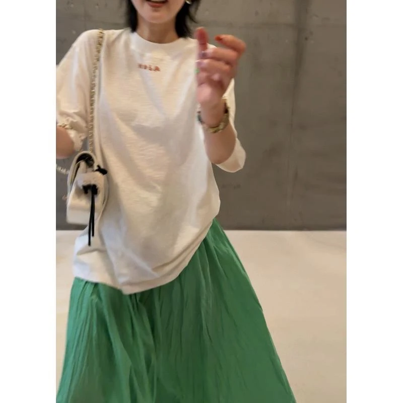 【爱心刺绣T恤】超高品圆领彩色爱心刺绣T恤J25DX065