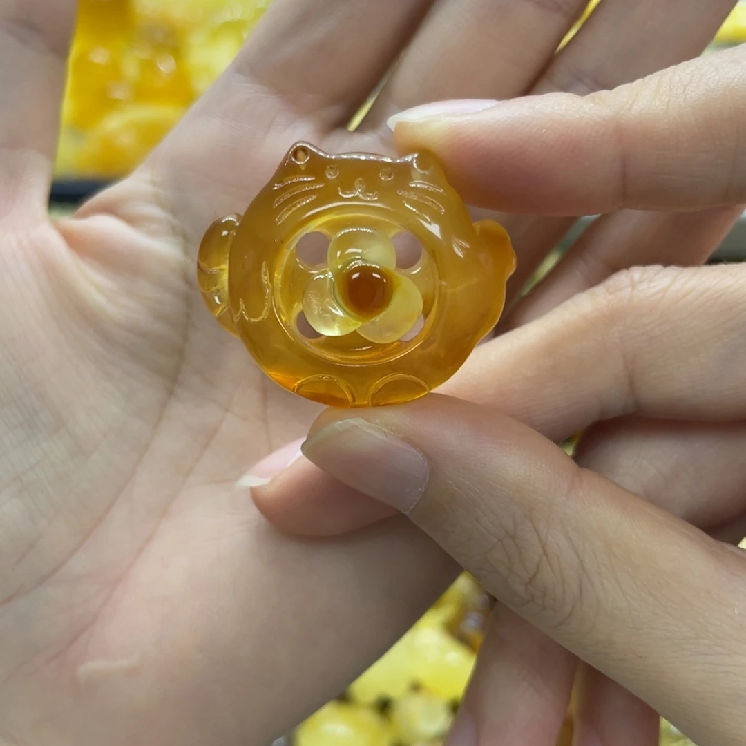 琥珀未镶嵌裸石天然琥珀