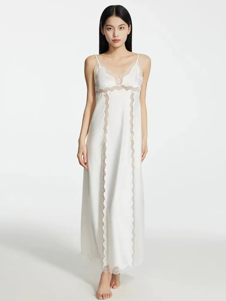 【花漾女神】睫毛蕾丝拼接缎面睡裙1649#
