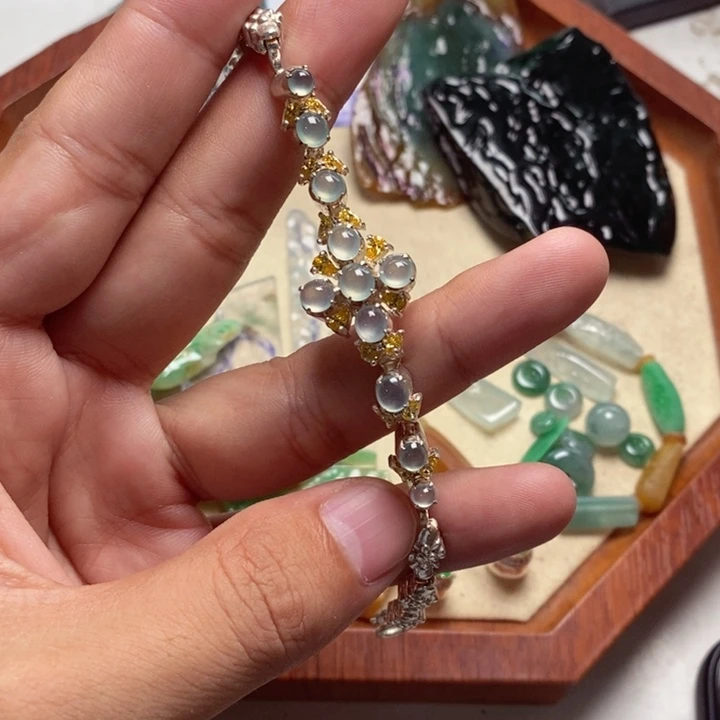 定制翡翠未镶嵌翡翠