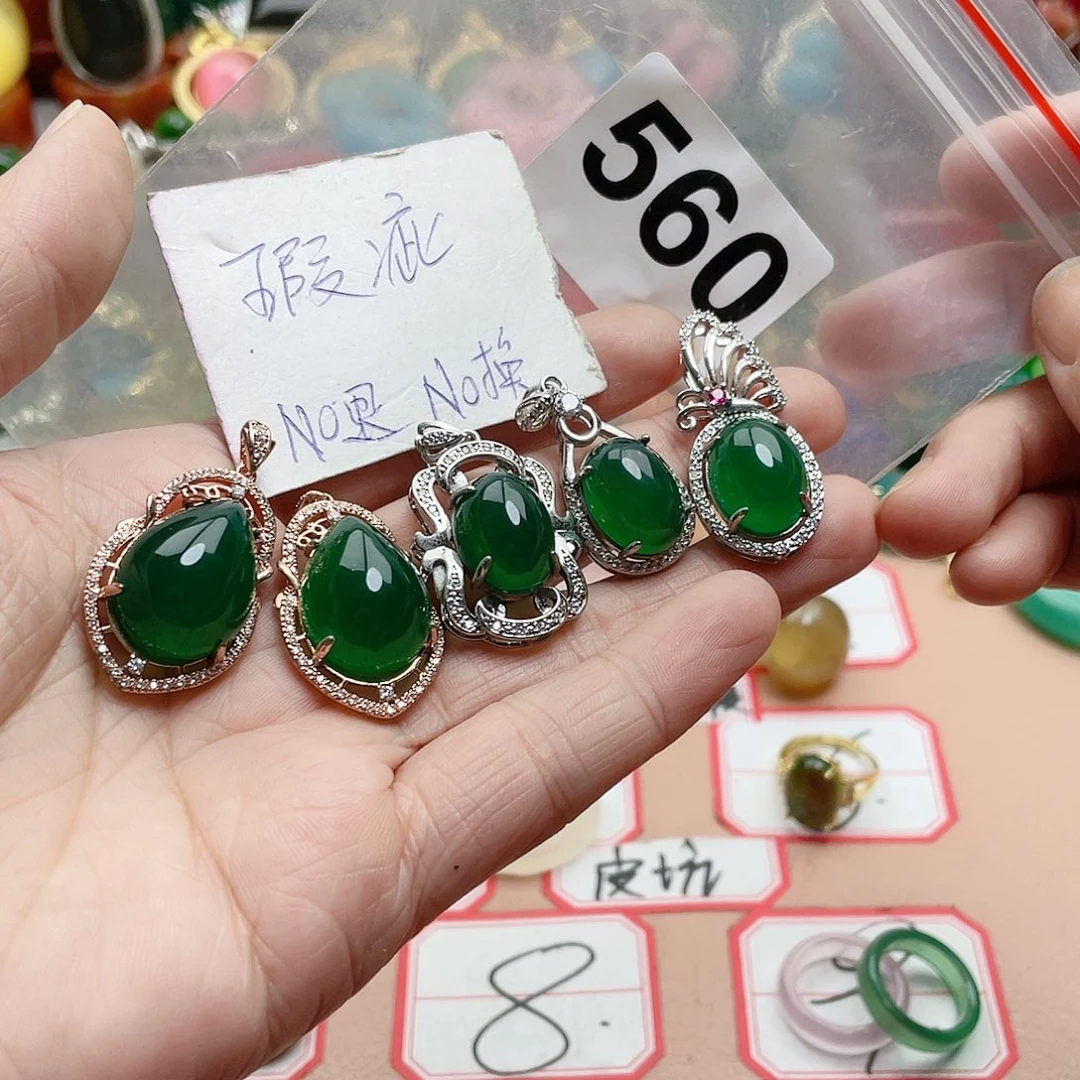 合金颈饰玛瑙/玉髓咖*