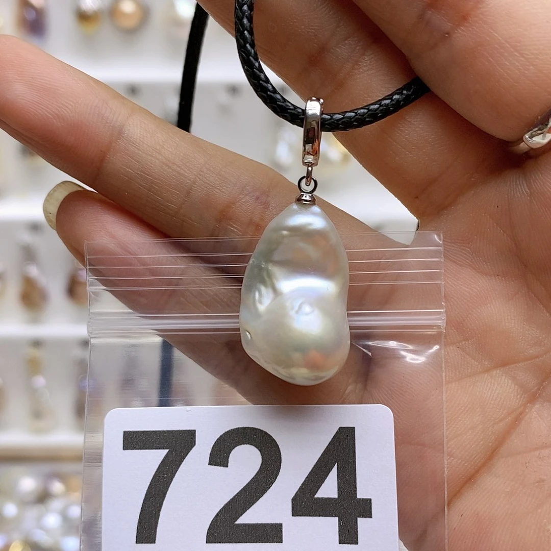 淡水珍珠银S925镶嵌颈饰724