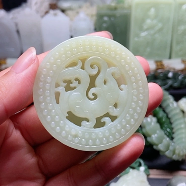 【闪购商品】和田玉未镶嵌颈饰心*风