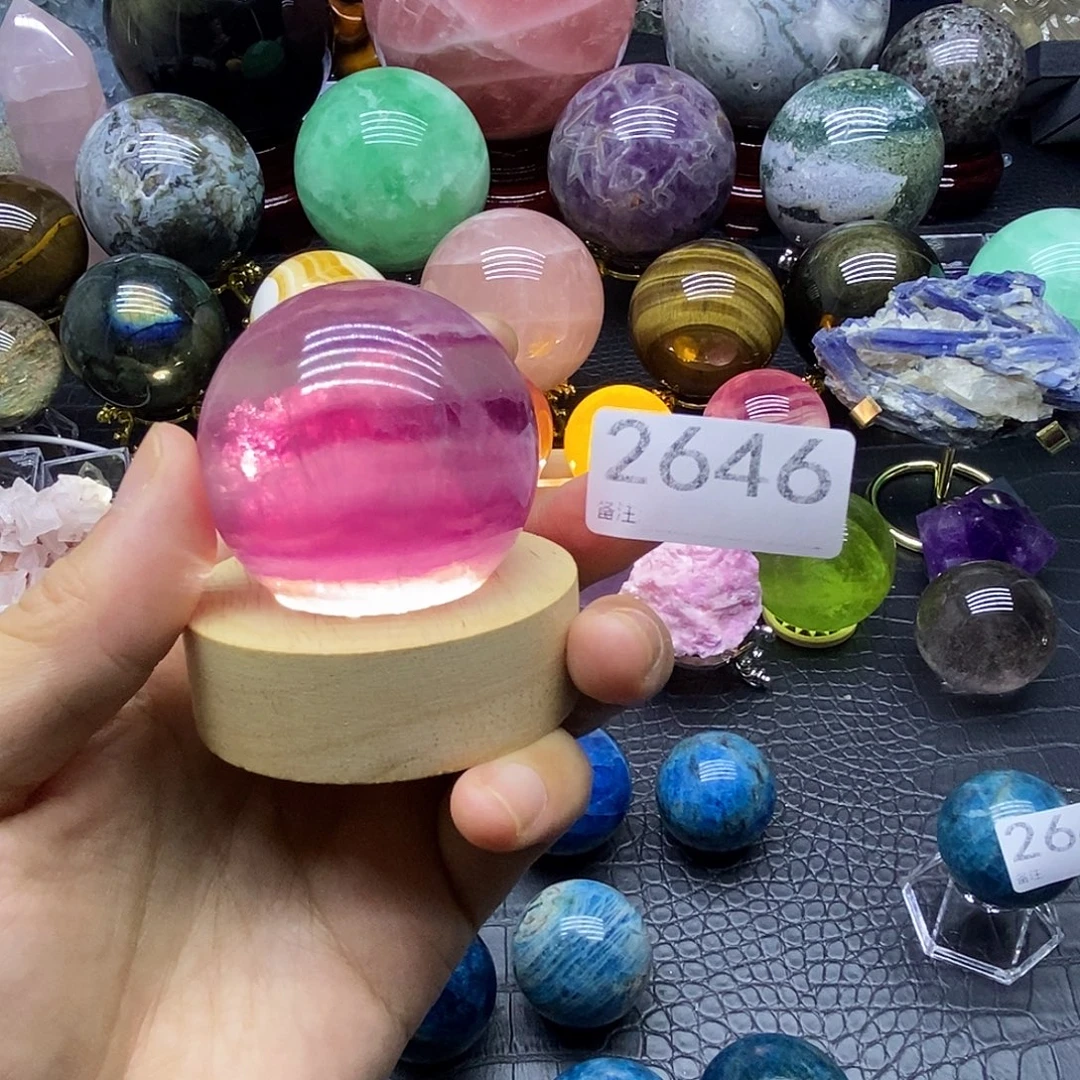 小***️水晶大型摆件（非配饰）未镶嵌