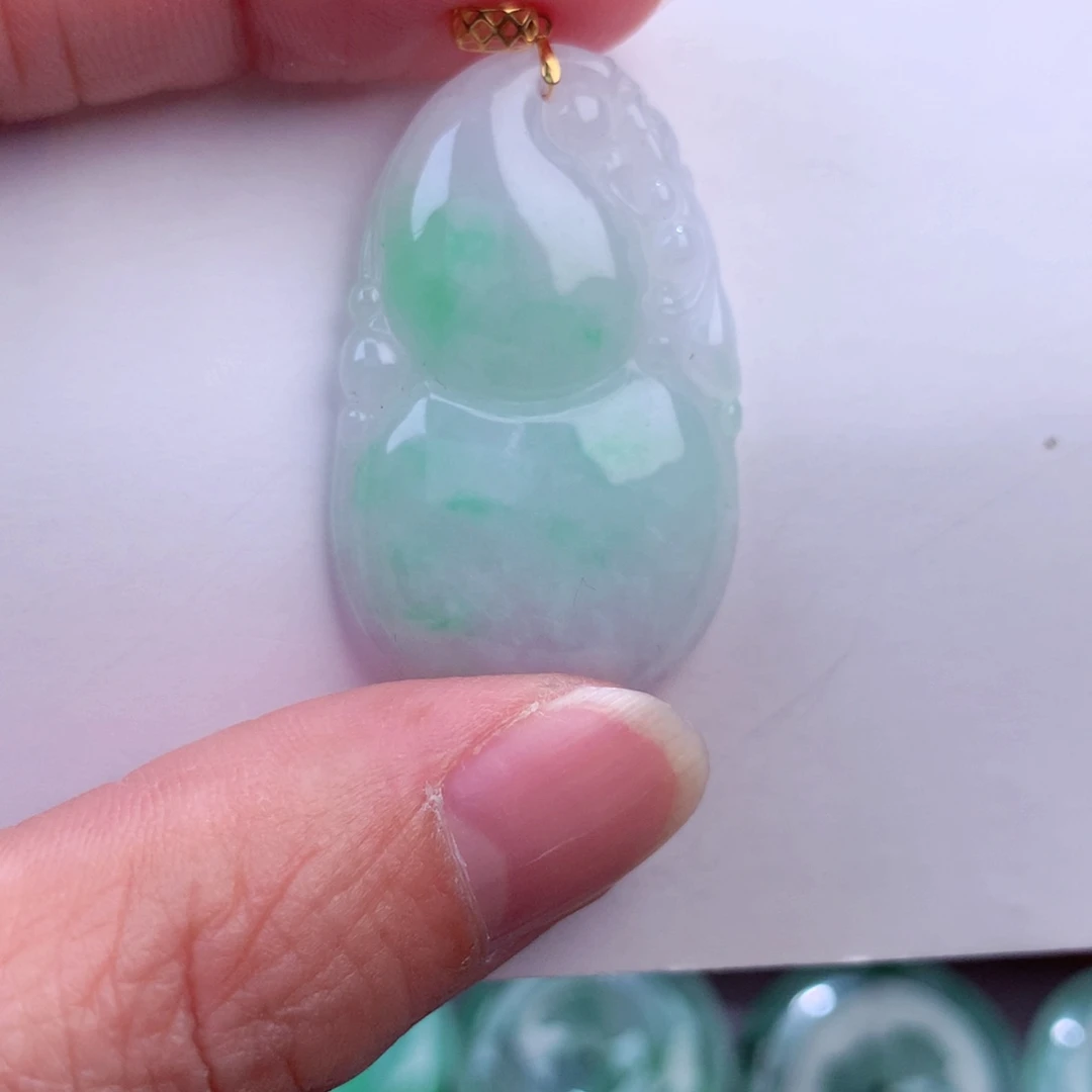 翡翠吊坠(不含链)18K金镶嵌