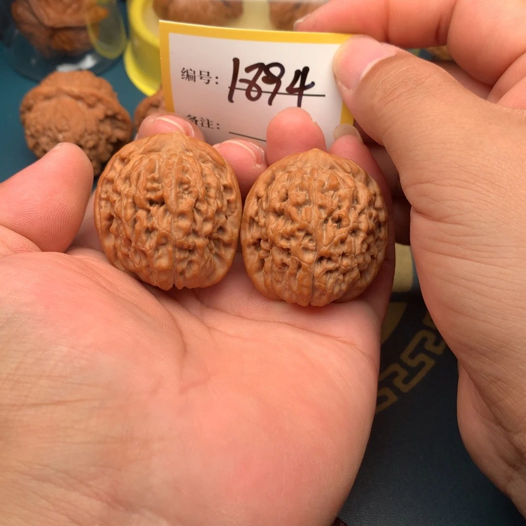 文玩核桃把件38全品莲花1894