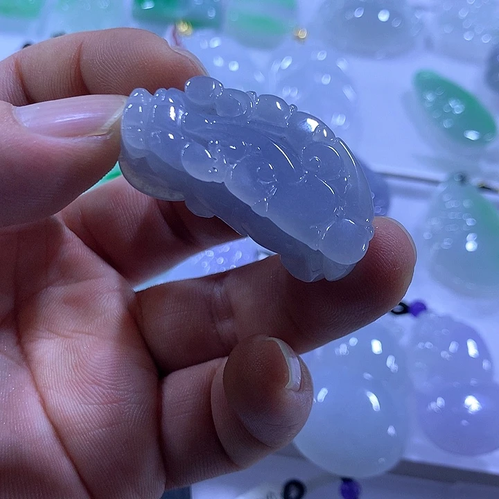 颈饰未镶嵌翡翠天然翡翠A货吊坠