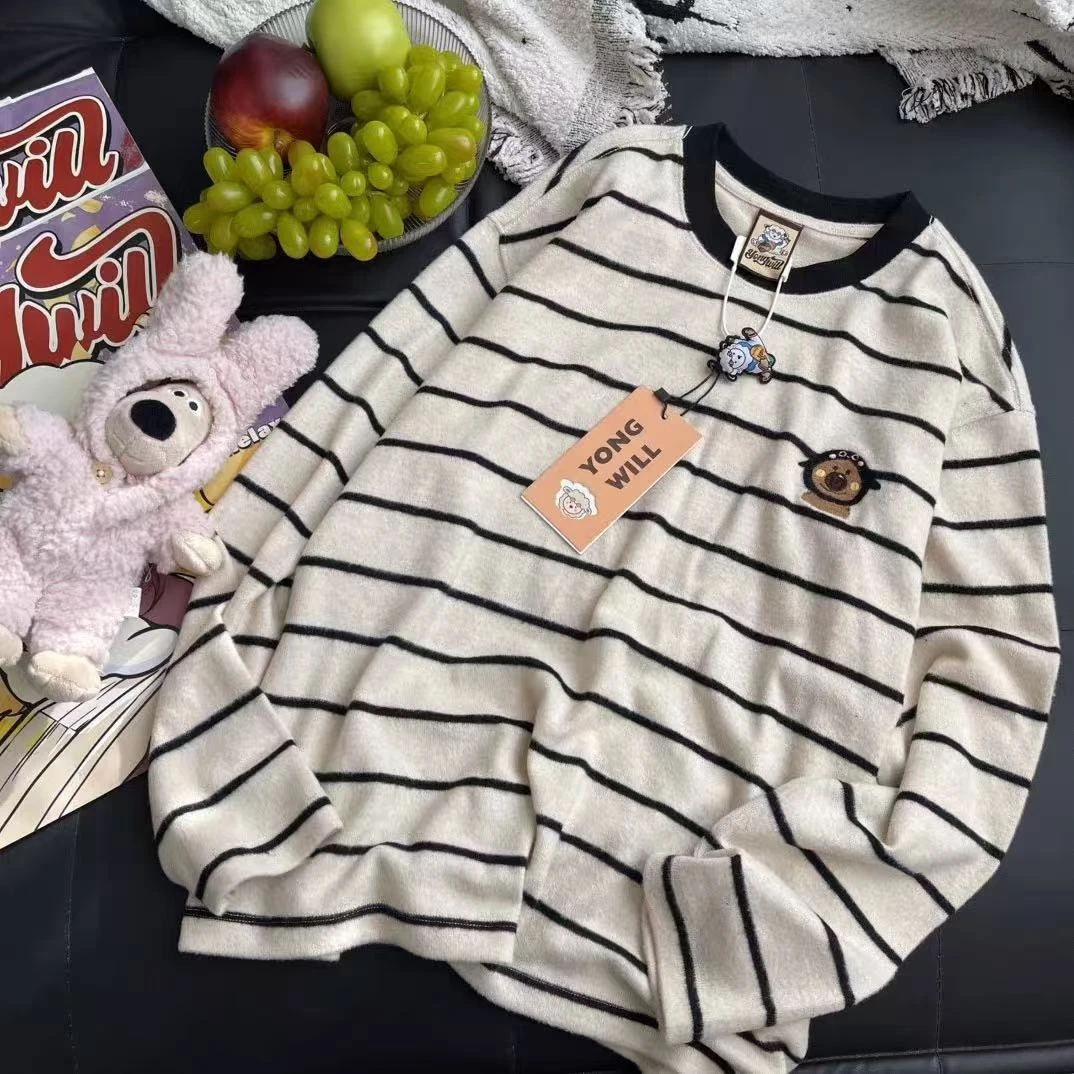 Z204 小黑条纹打底衫杏条长袖