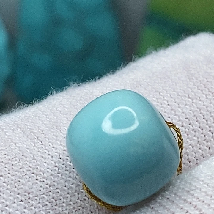 未镶嵌绿松石天然原矿 带武汉地大证书