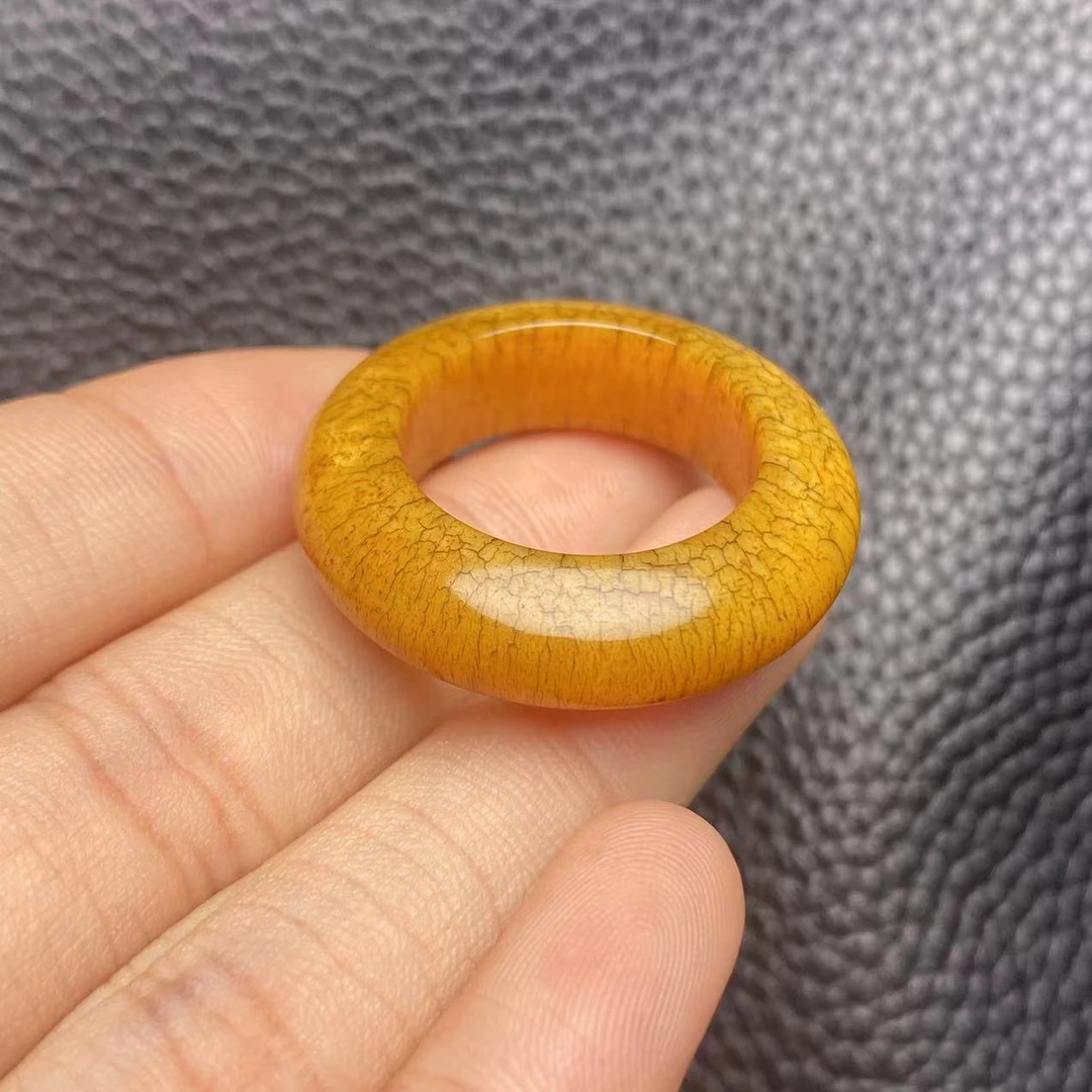 A005角雕薄款风化开片摆件