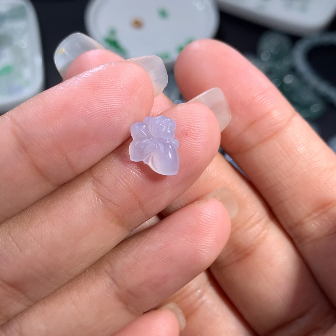 翡翠裸石未镶嵌紫仙子