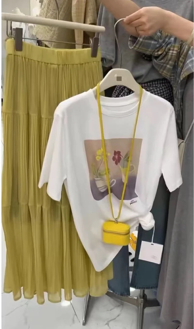 UM190韩系杯中花圆领短袖T恤2025夏季新款短袖T恤