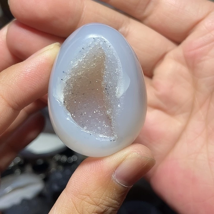 未镶嵌水晶大型摆件（非配饰）