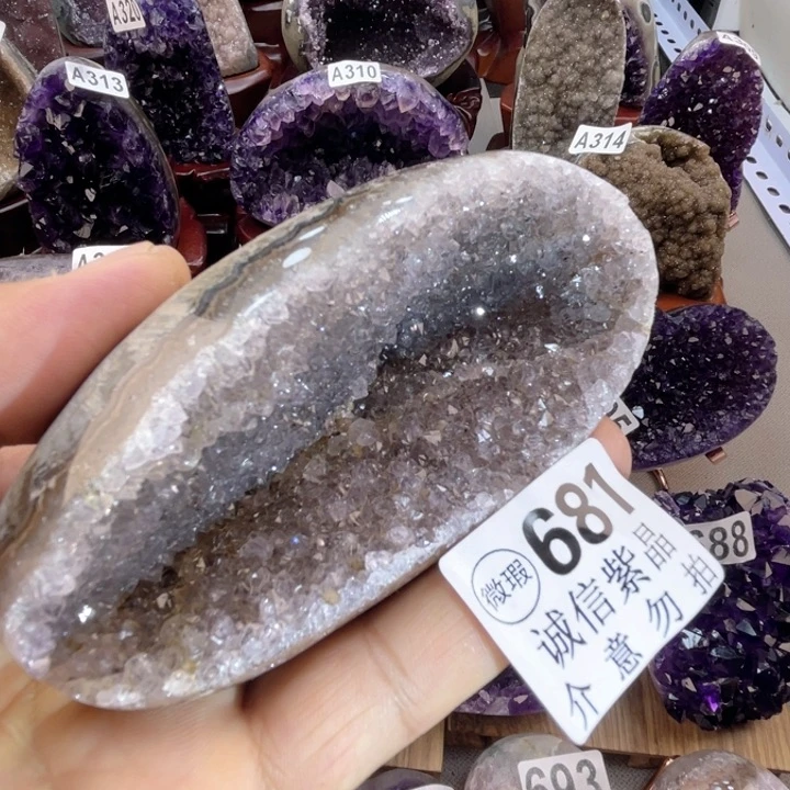 未镶嵌大型摆件（非配饰）水晶