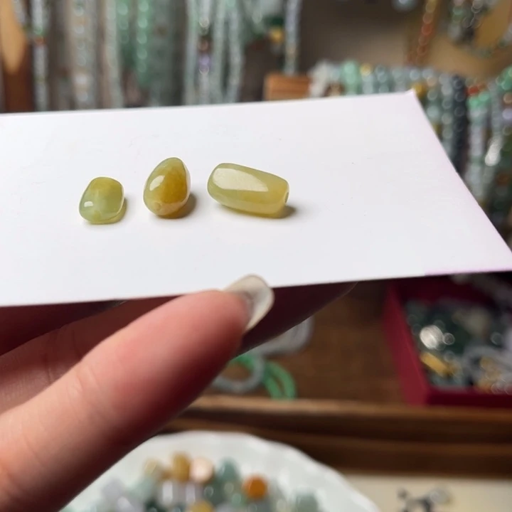 林***S翡翠未镶嵌手串翡翠