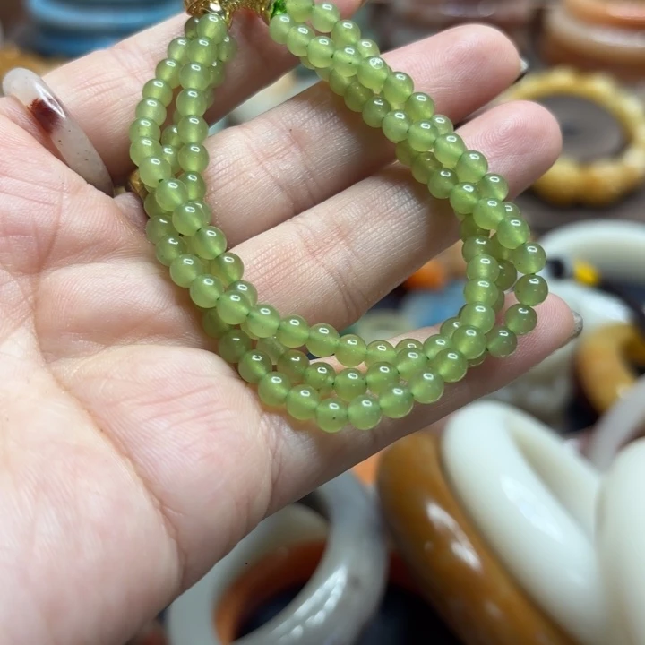 石英岩玉合金颈饰