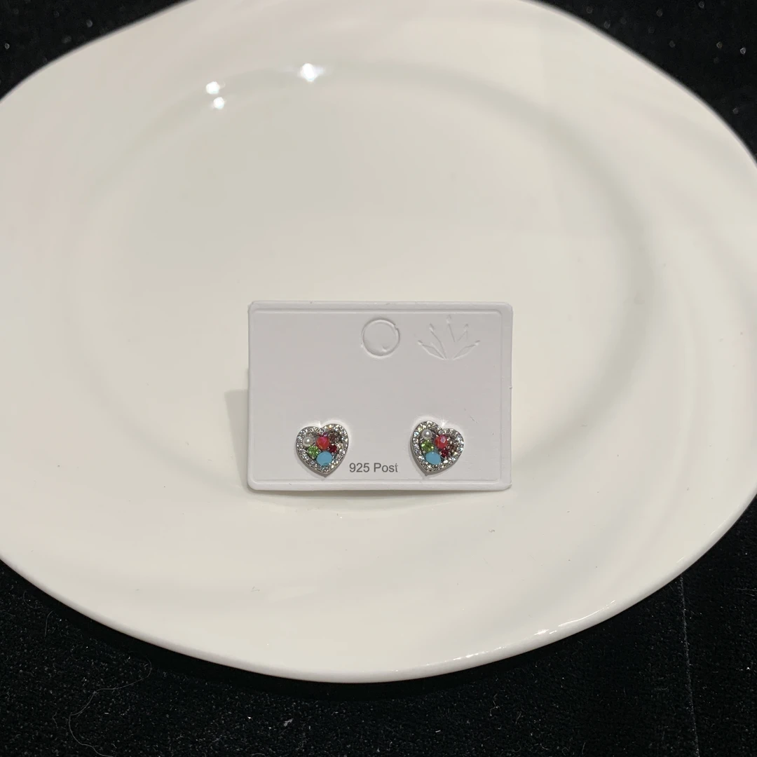 铜合金耳饰 Al6413彩色水晶爱心耳钉小众设计感时尚撞色精致气质