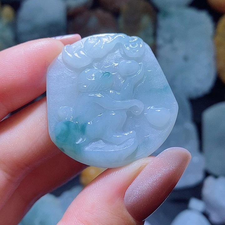 定制翡翠未镶嵌翡翠