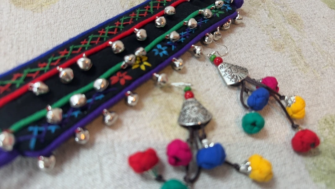 少数民族手工服饰（改价链接）