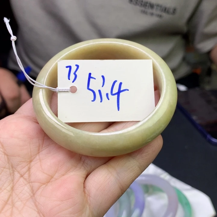 未镶嵌手镯翡翠73