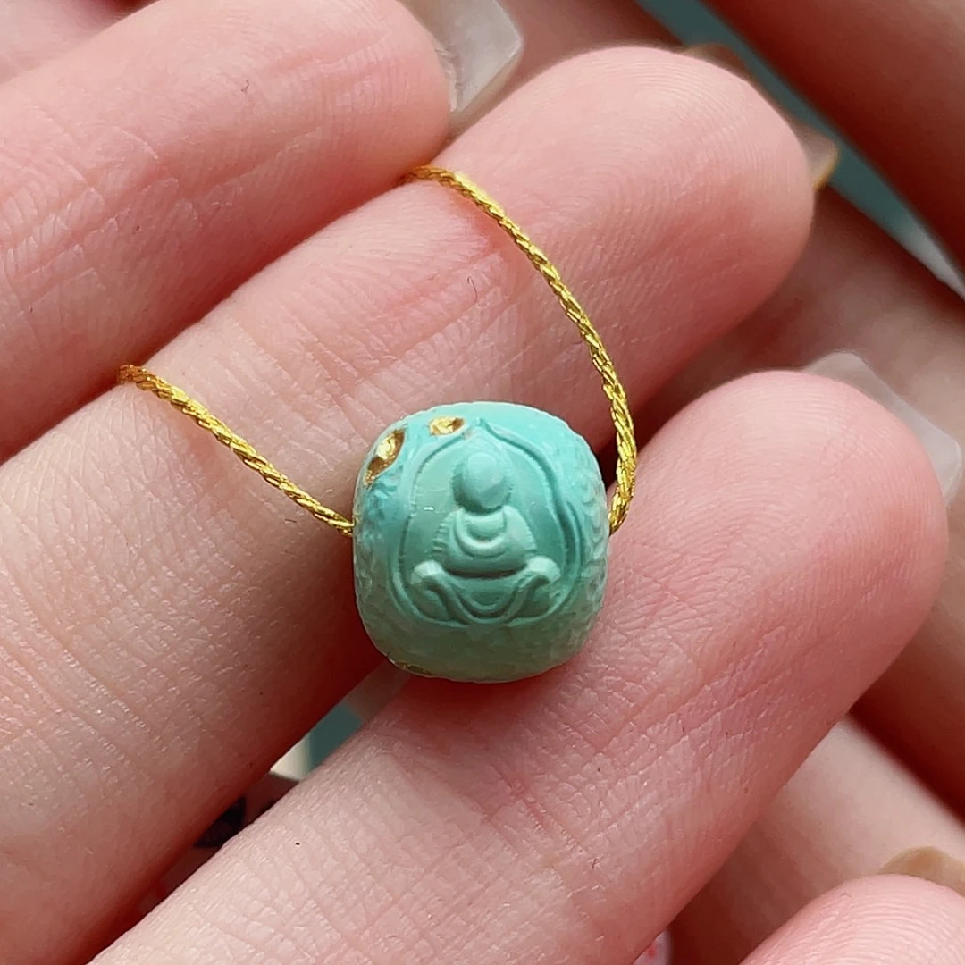 绿松石未镶嵌颈饰