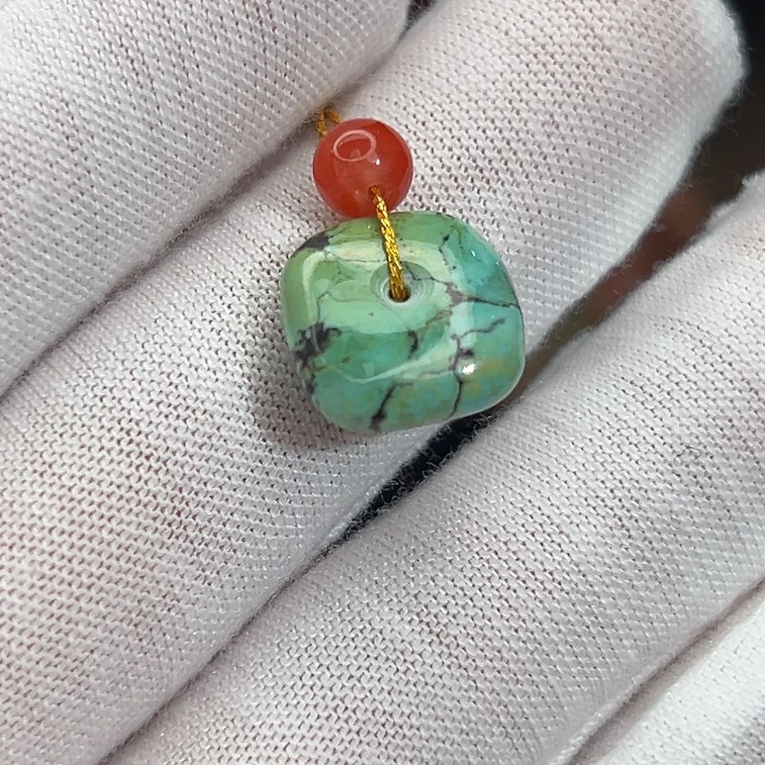 南红玛瑙未镶嵌珠宝奇石