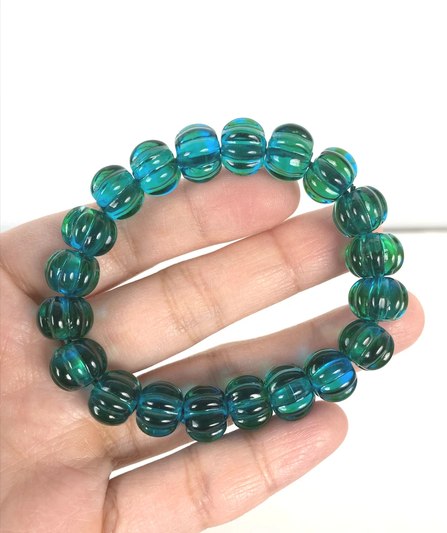 孔雀绿色瓜棱琉璃珠手串