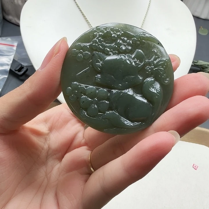 和田玉未镶嵌颈饰43