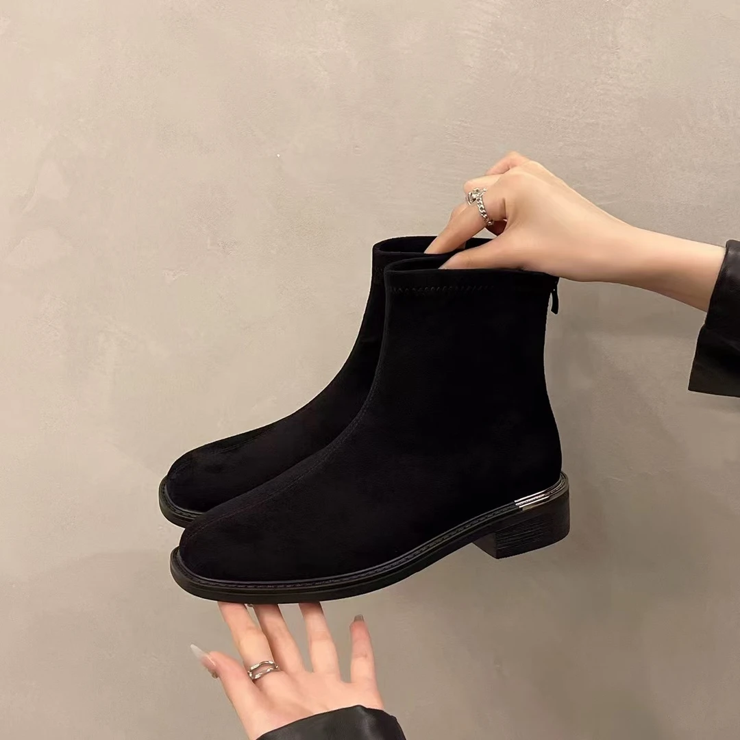 2024秋冬新款马丁靴女绒面短筒女靴英伦风短靴显脚小单靴Q1-820-1