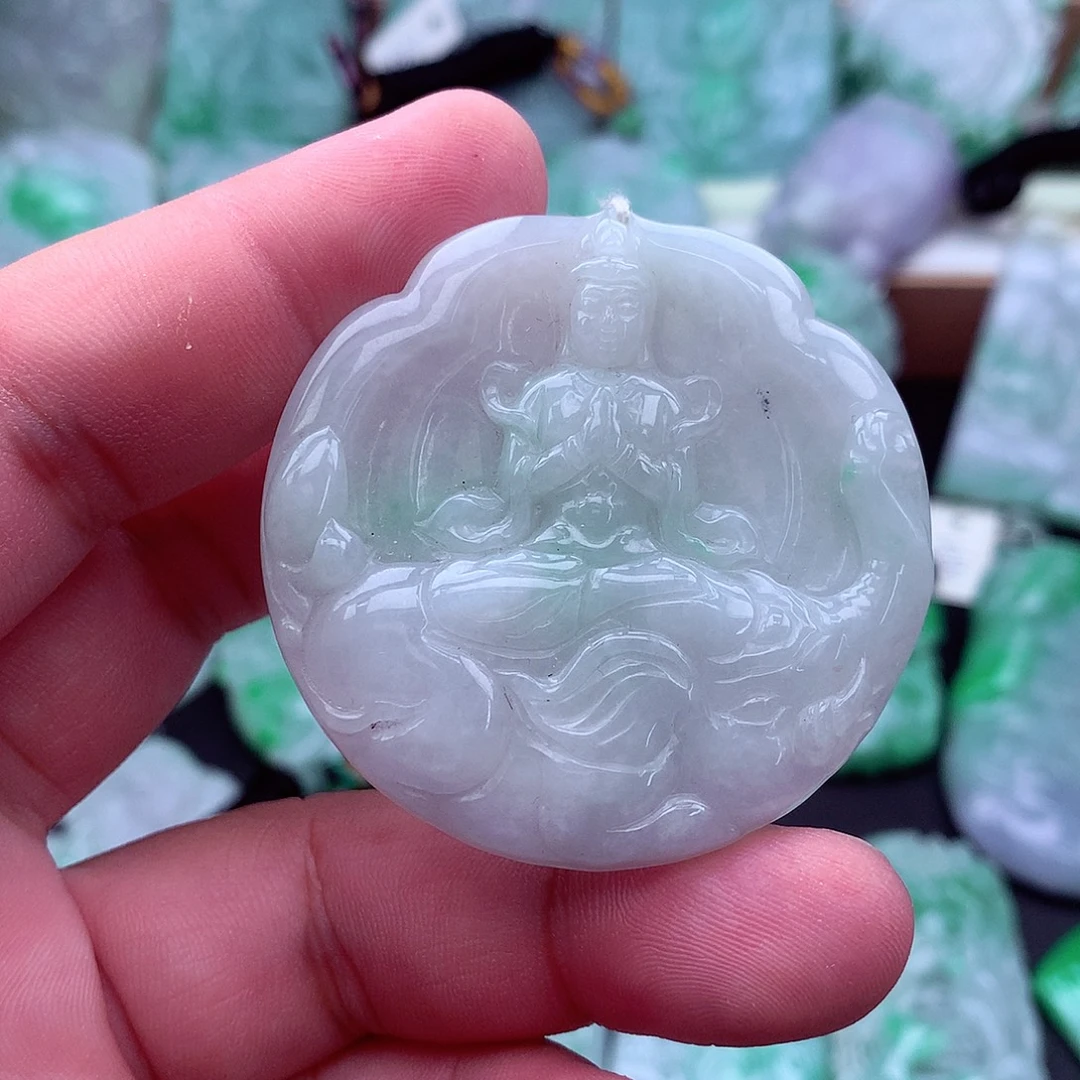 吊坠(不含链)未镶嵌翡翠