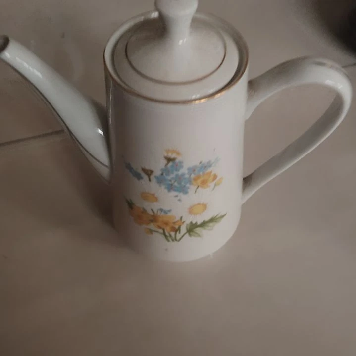 瓷片陶瓷盘子碗陶