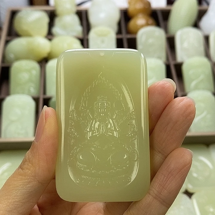 昆仑石目*地双面鼠守护