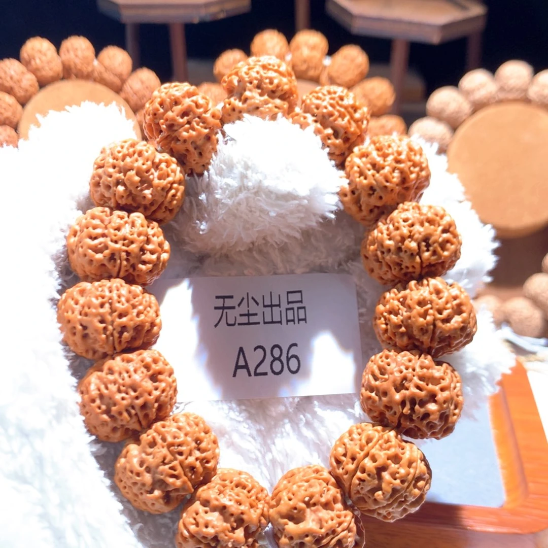 金刚菩提手串用****523六星蜂王定制