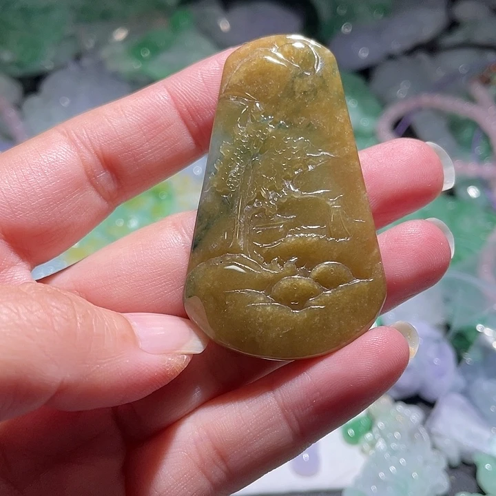 颈饰未镶嵌翡翠天