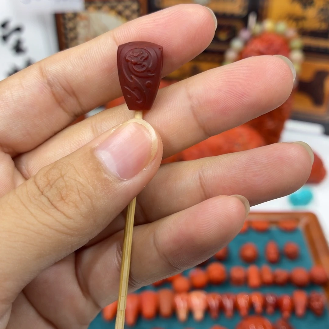 南红玛瑙合金颈饰10mm
