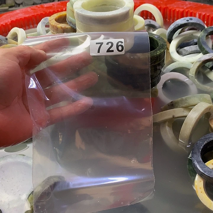 蛇纹石玉原未镶嵌心**福