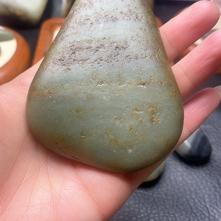 和田玉颈饰未镶嵌11