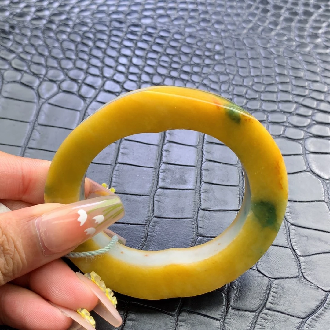 定制翡翠未镶嵌翡翠手镯