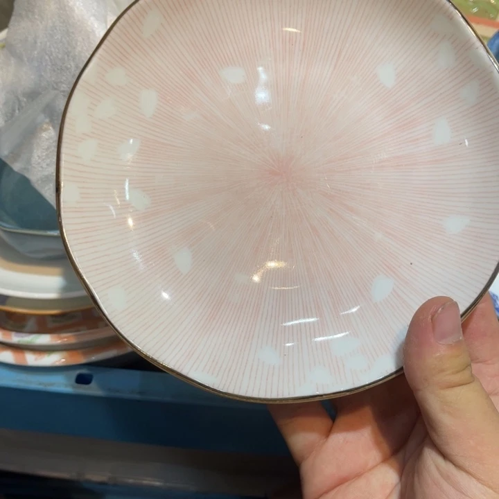 晴**妹箱なしでいいので お値下げ可能でしょうか？