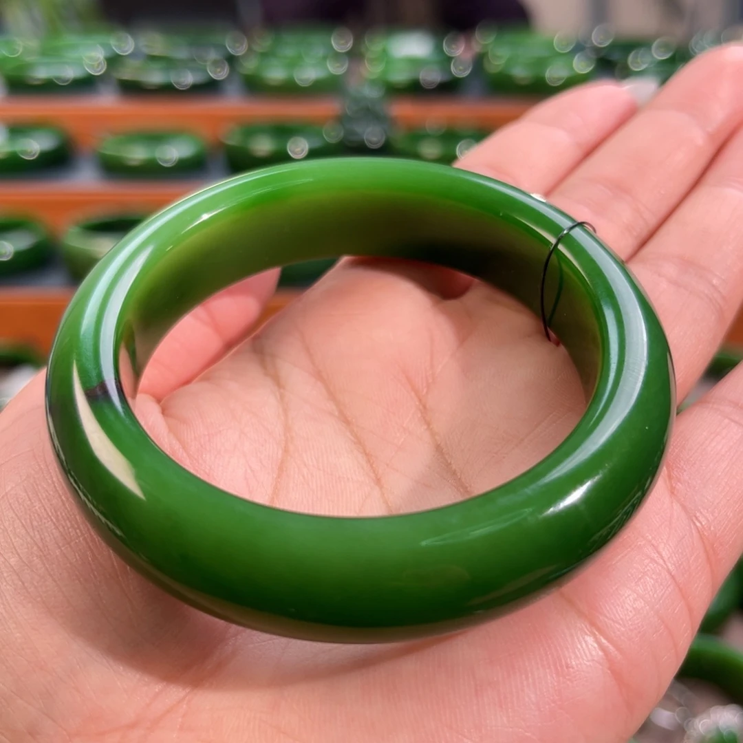 未镶嵌手镯和田玉5556