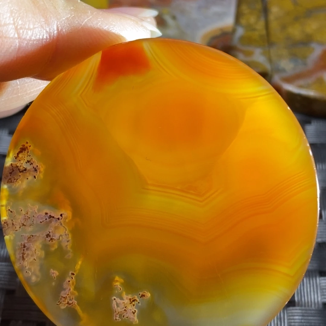 玛瑙/玉髓颈饰足铂镶嵌