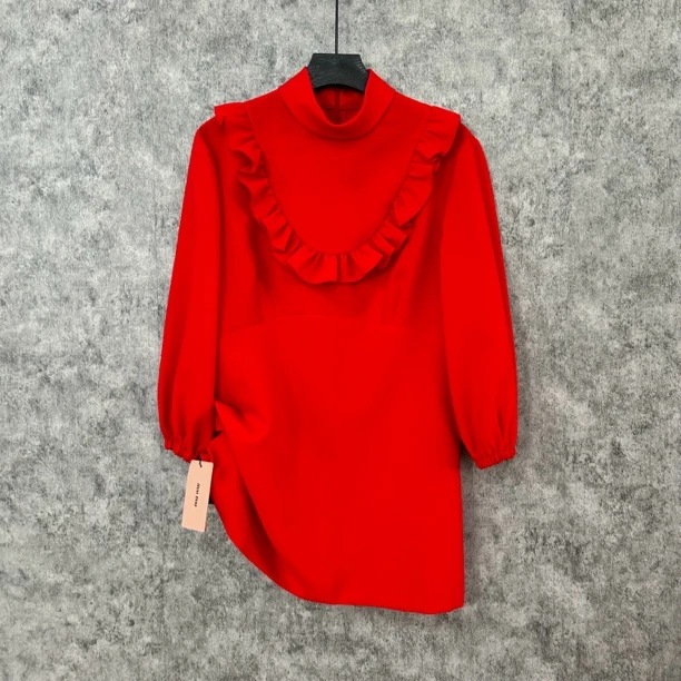 未使用 MIU MIU/缪缪 miumiu红色高领上衣
