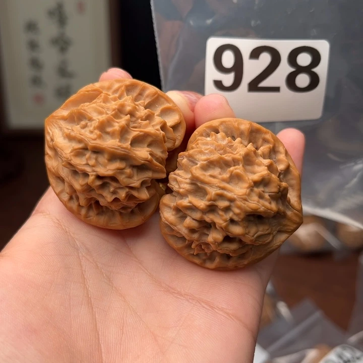 文玩核桃吊坠龙门涧43