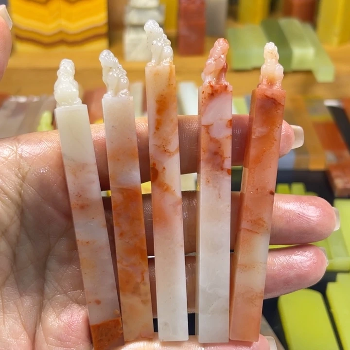 青田石印石老挝石桃花古兽牙签0.9