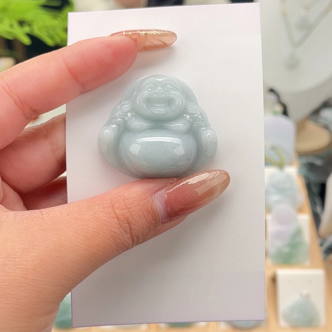 翡翠未镶嵌颈饰佛公