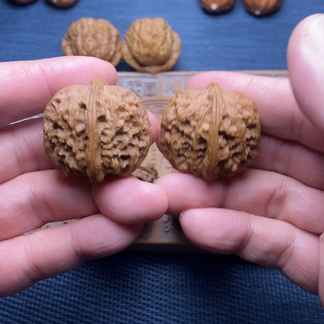 文玩核桃把件四座楼 福利 福利 就一对 精品小手捻看货直播间咨询