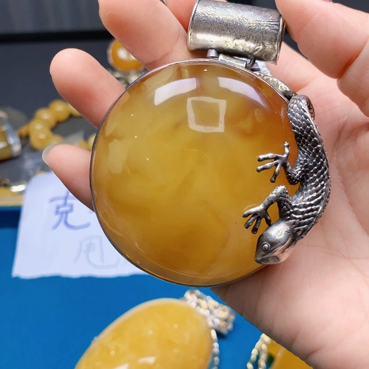 琥珀颈饰银S925镶嵌波兰设计款琥珀蜜蜡